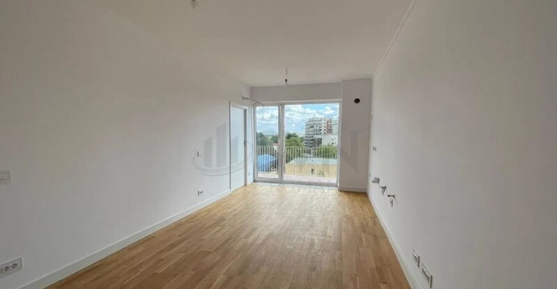 Bucurestii Noi 25, zona Pajura,